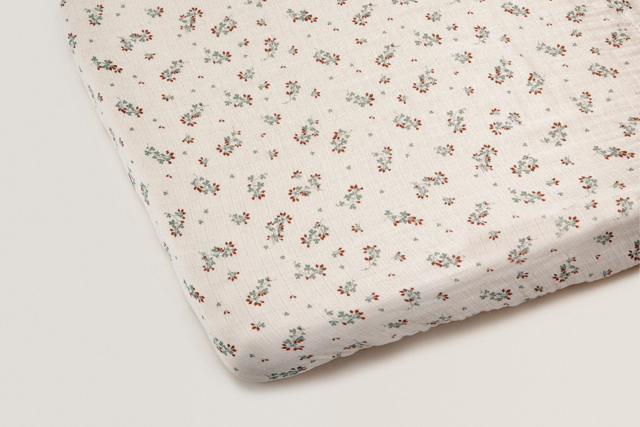 Clover" muslin fitted sheet for FREDERICK and PAUL